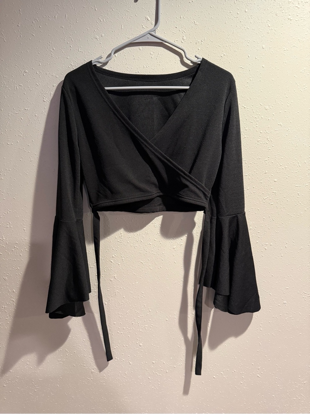 SHEIN Black Wrap Crop Top with Tie Front and Flared Sleeves